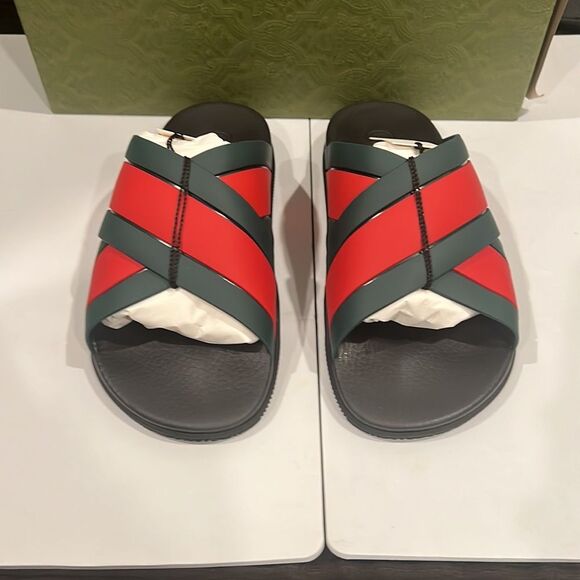 Brand new Gucci slippers with box - Picture 5 of 8